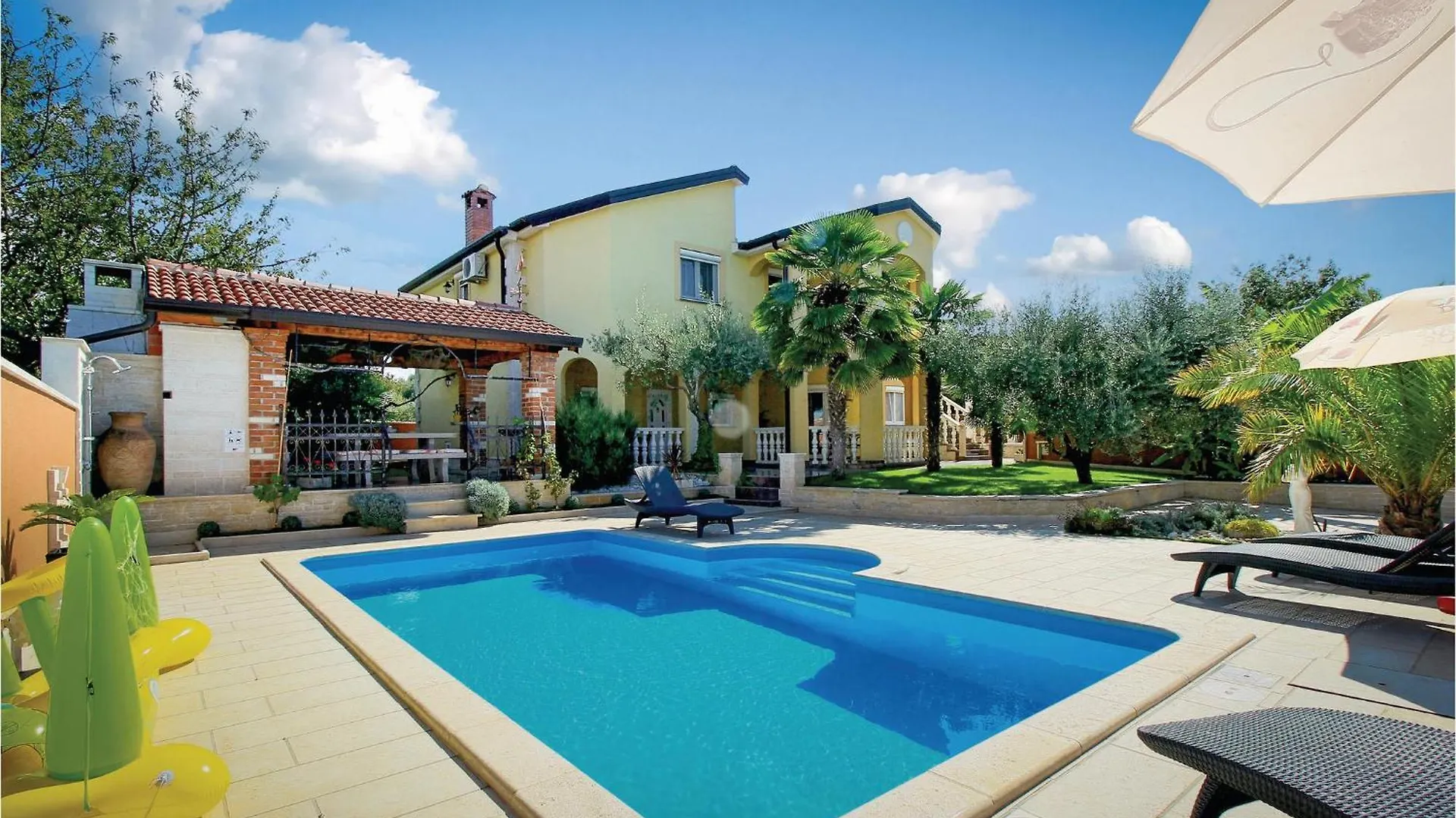 Awesome Apartment In Kosinozici With Wifi