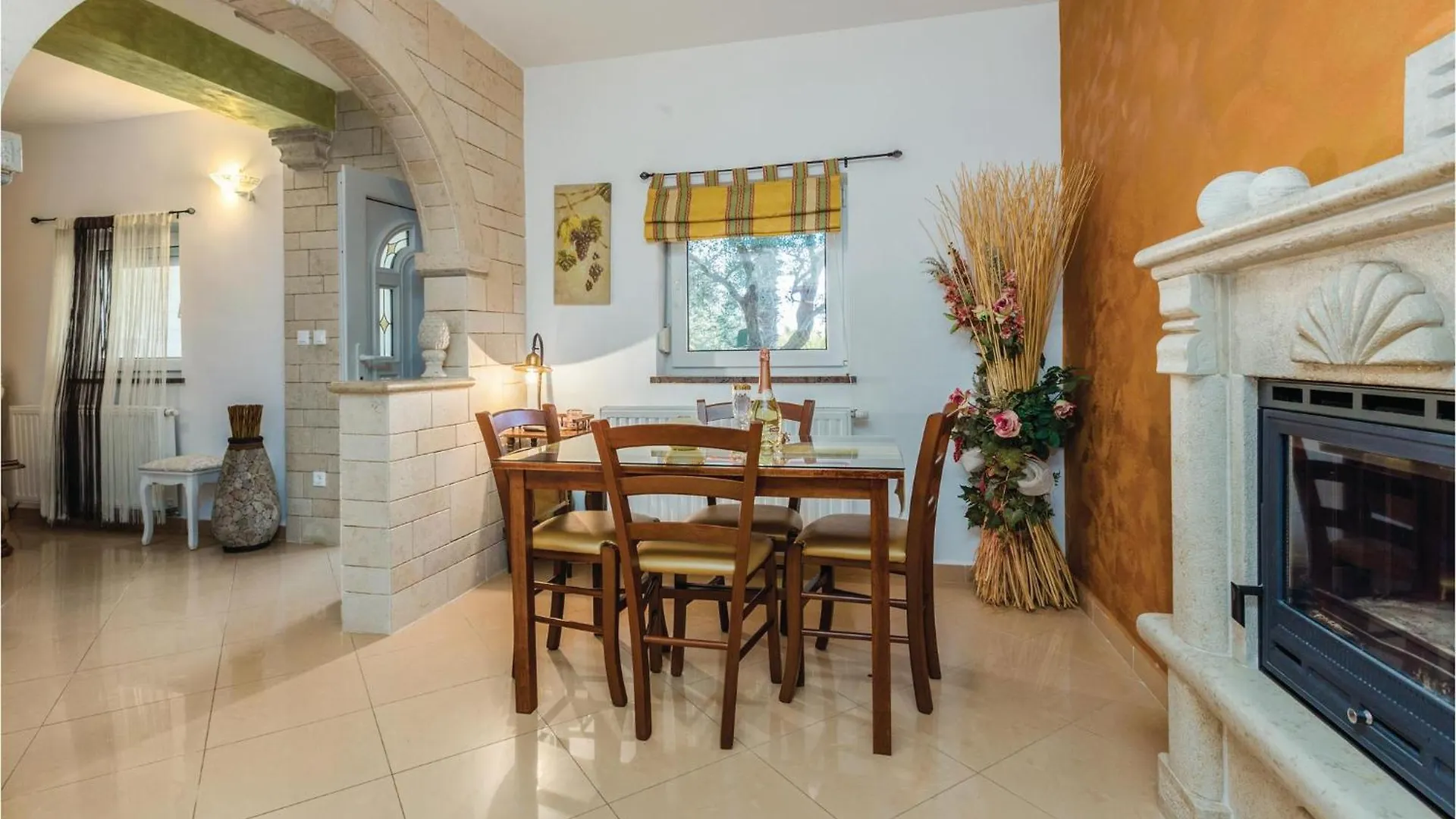 Awesome Apartment In Kosinozici With Wifi