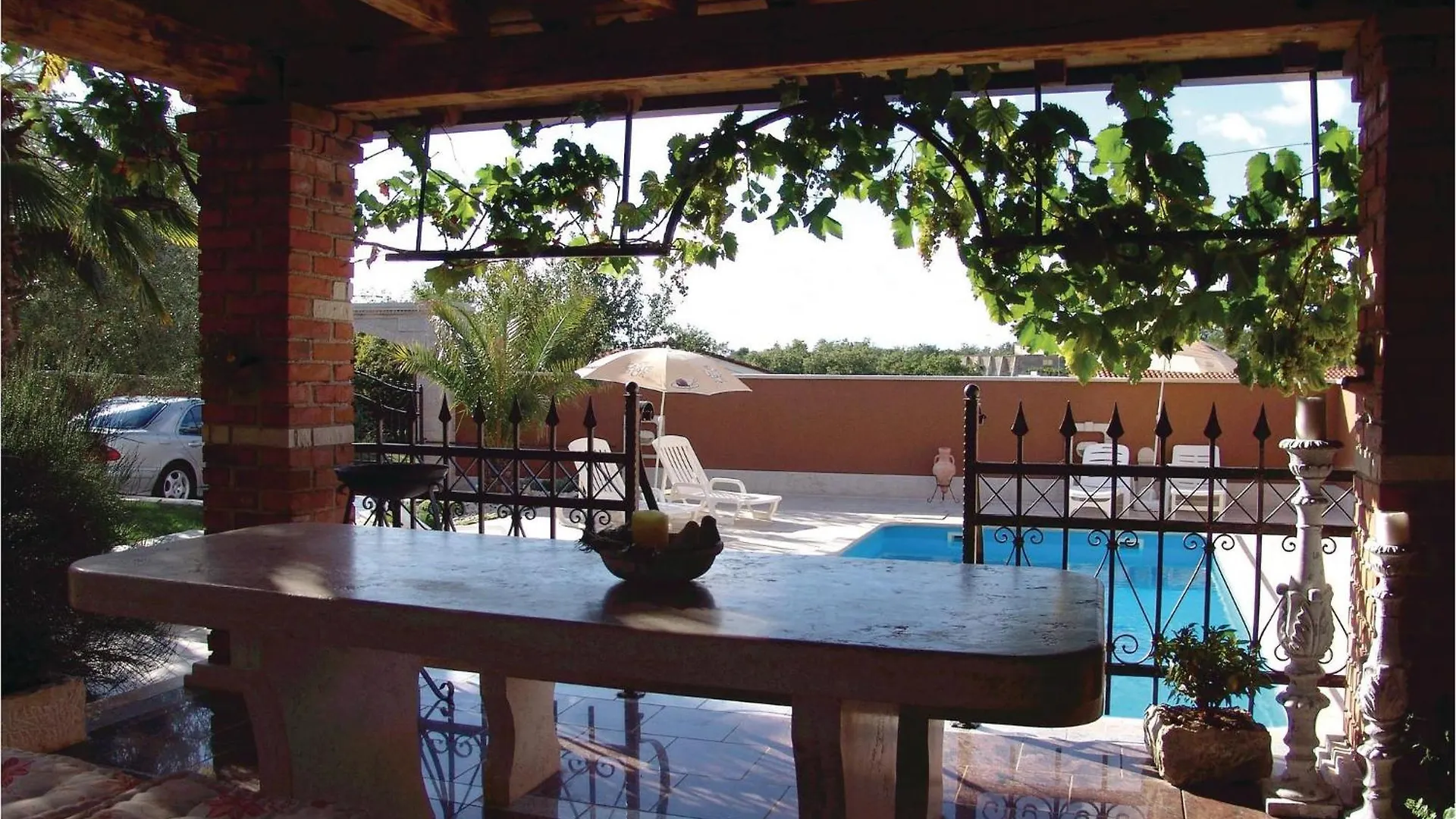 Awesome Apartment In Kosinozici With Wifi Hırvatistan
